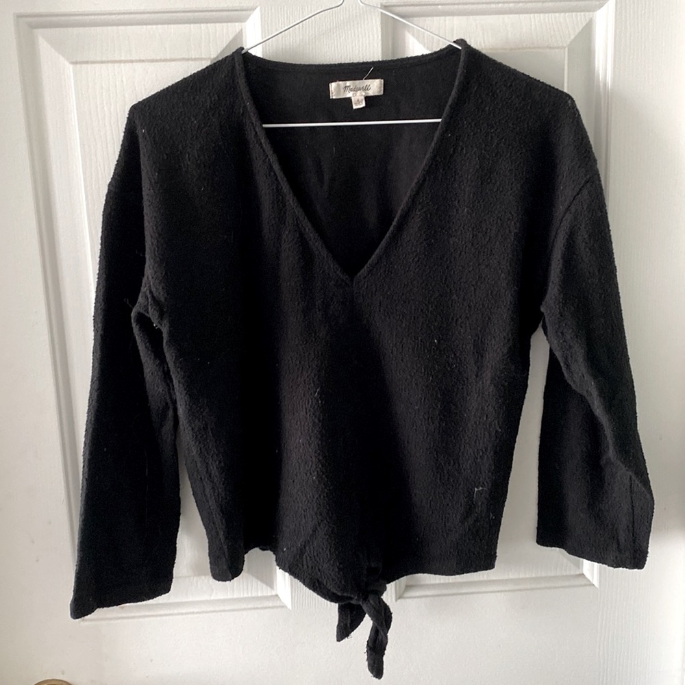 Madewell textured cotton 3/4 sleeve. Tie in front. Size small.